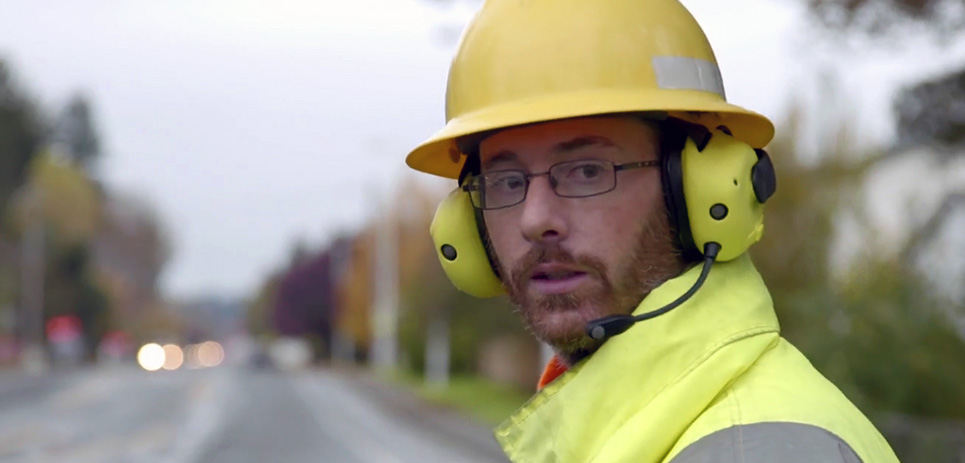 heavy-duty-radio-headset-construction
